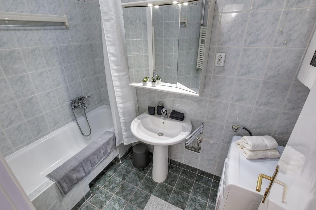 Brighthome Castle District Budapest Ngoại thất bức ảnh
