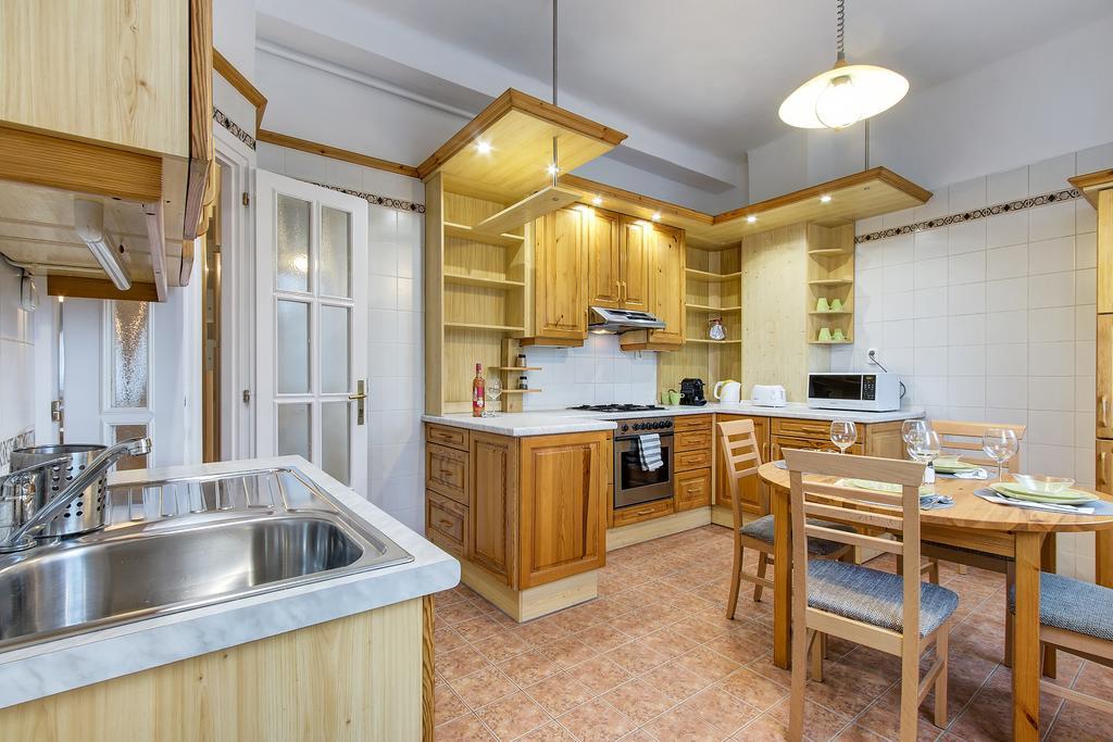 Brighthome Castle District Budapest Ngoại thất bức ảnh
